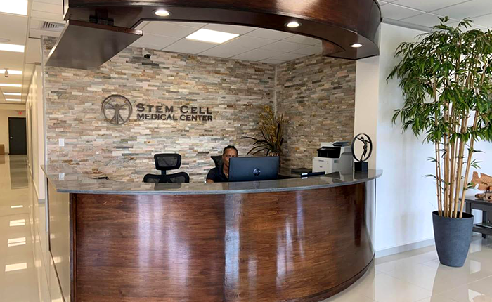 At our Age Management Center in Mexico, USA and Canada we offer stem cell therapy.